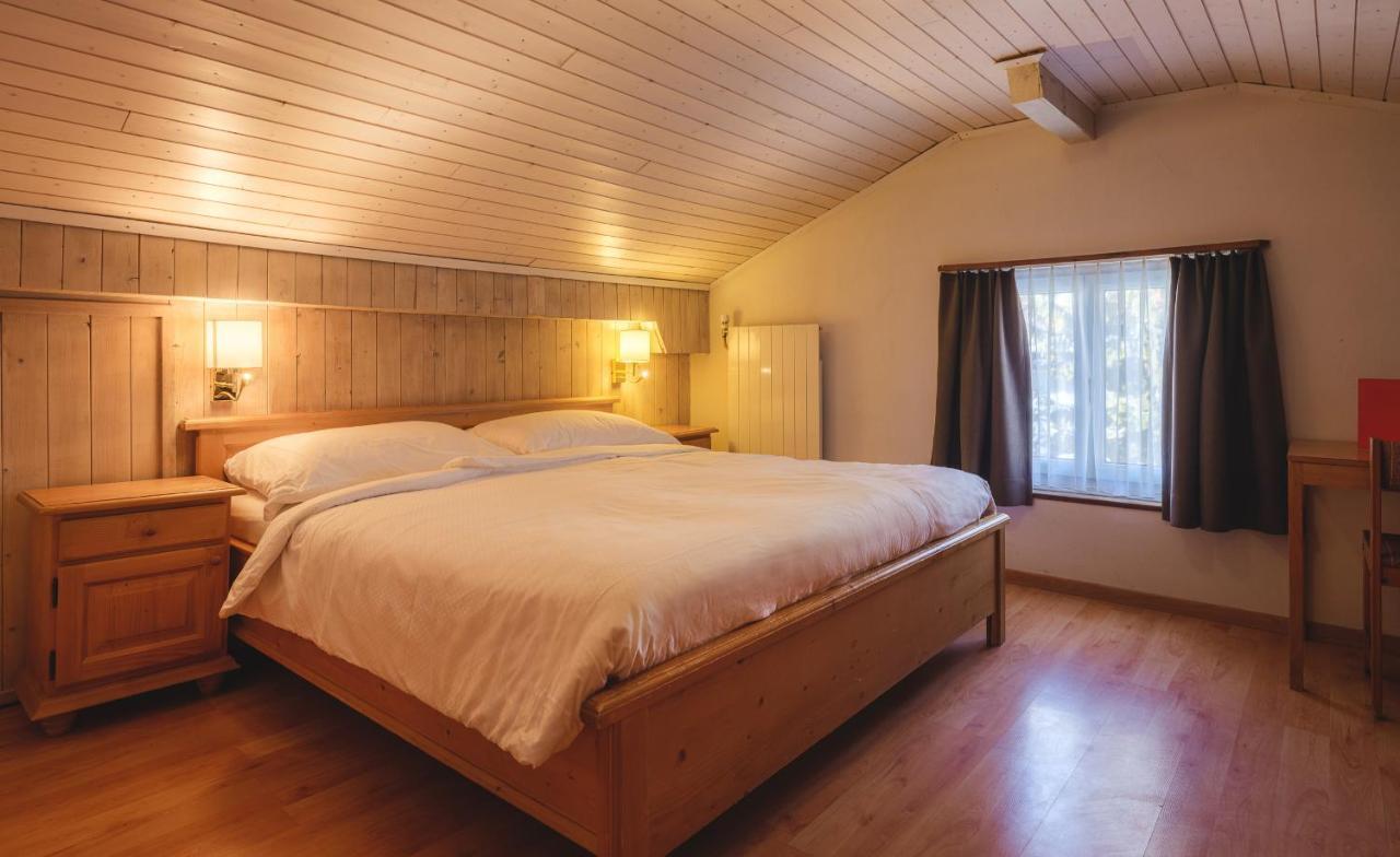 Guesthouse By The Rex Zermatt Exteriör bild
